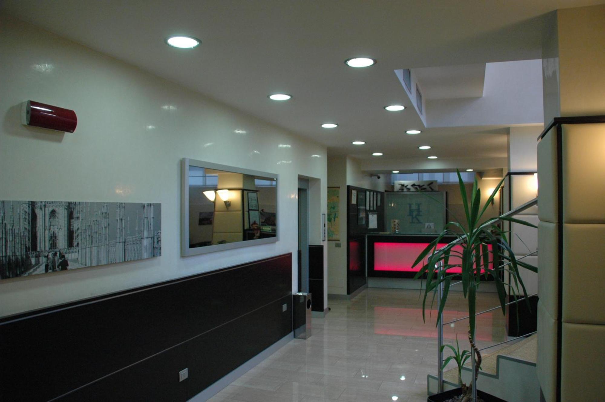 Hotel Kristall Corsico Extérieur photo