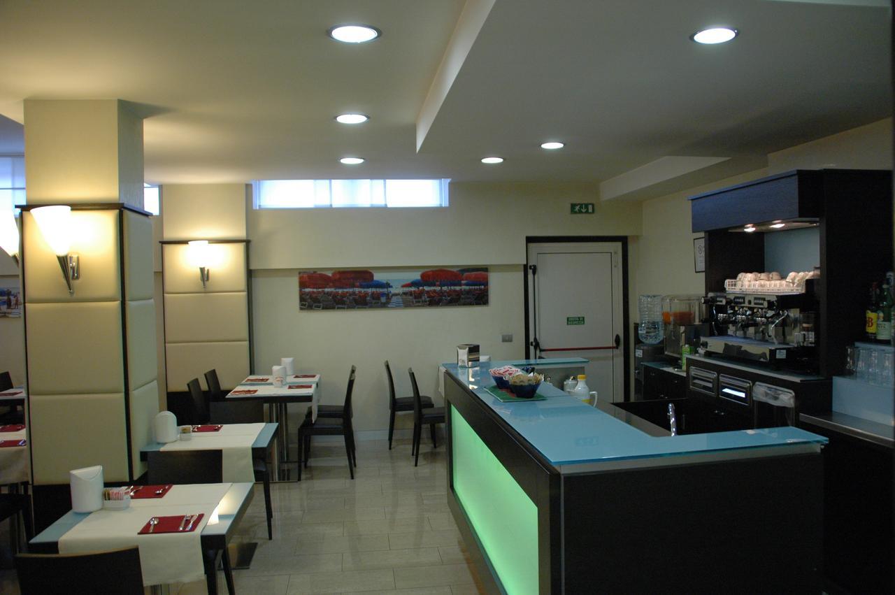 Hotel Kristall Corsico Extérieur photo